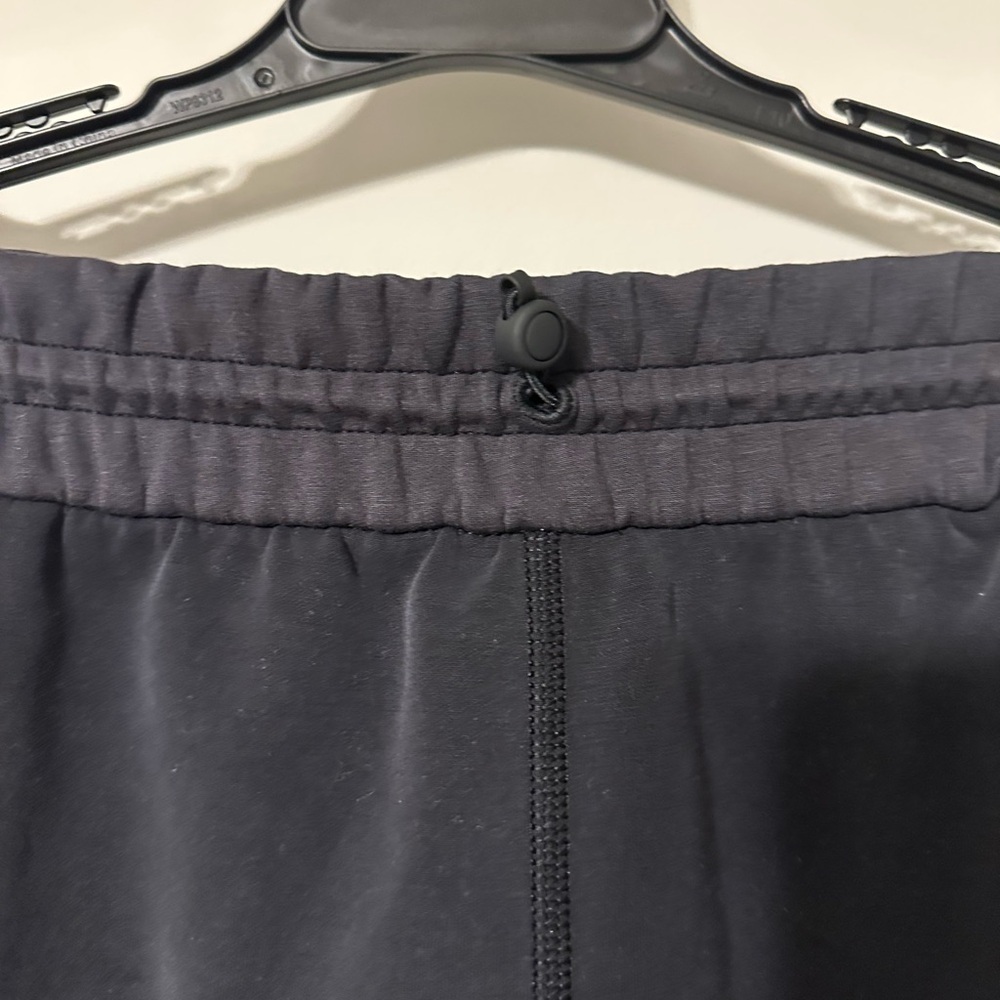 Lululemon Softstream High Rise Short 4’ - Picture 3 of 6